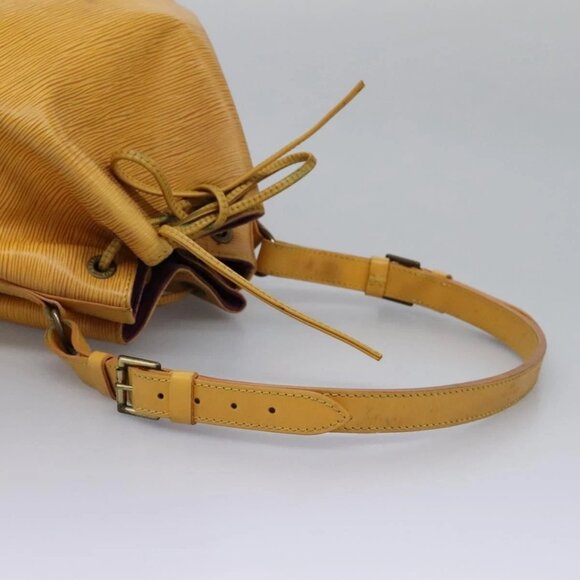 LOUIS VUITTON Epi Petit Noe Shoulder Bag Yellow M44109 LV Auth 104159 - Picture 8 of 16